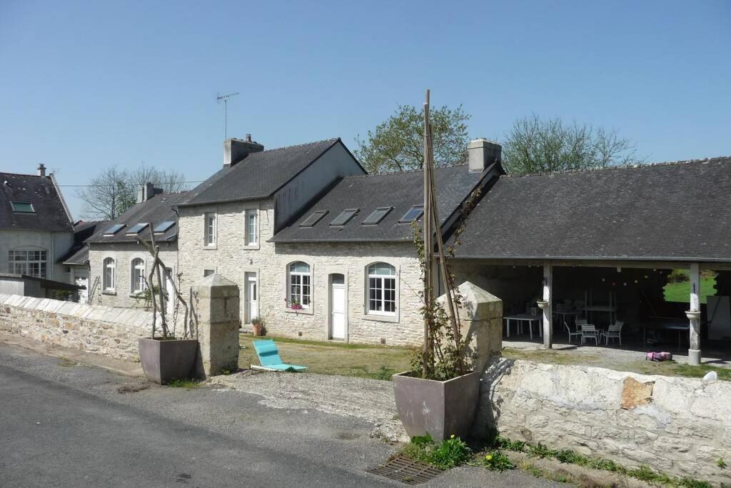 16Bis 1ch, 2-4pers, jardin Les Gîtes Bigoudens Plonéour-Lanvern Extérieur photo